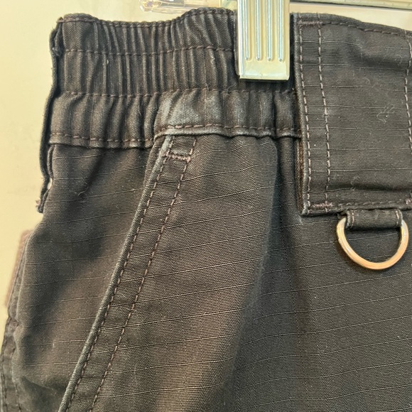 5.11 Tactical Mens Cargo Utility Shorts Size 40(Actual 38) Black Hiking Outdoor - Picture 11 of 14